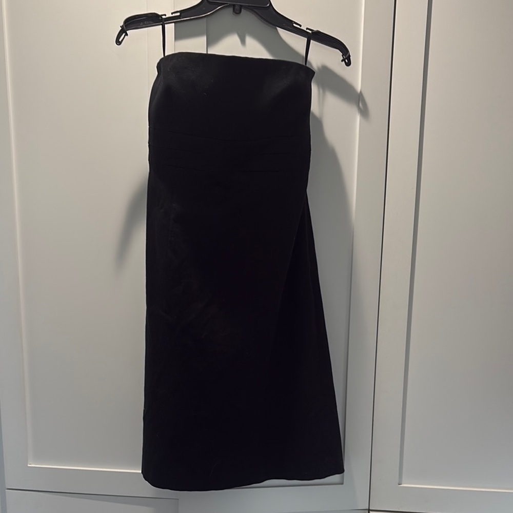 Elegant Black Strapless Dress